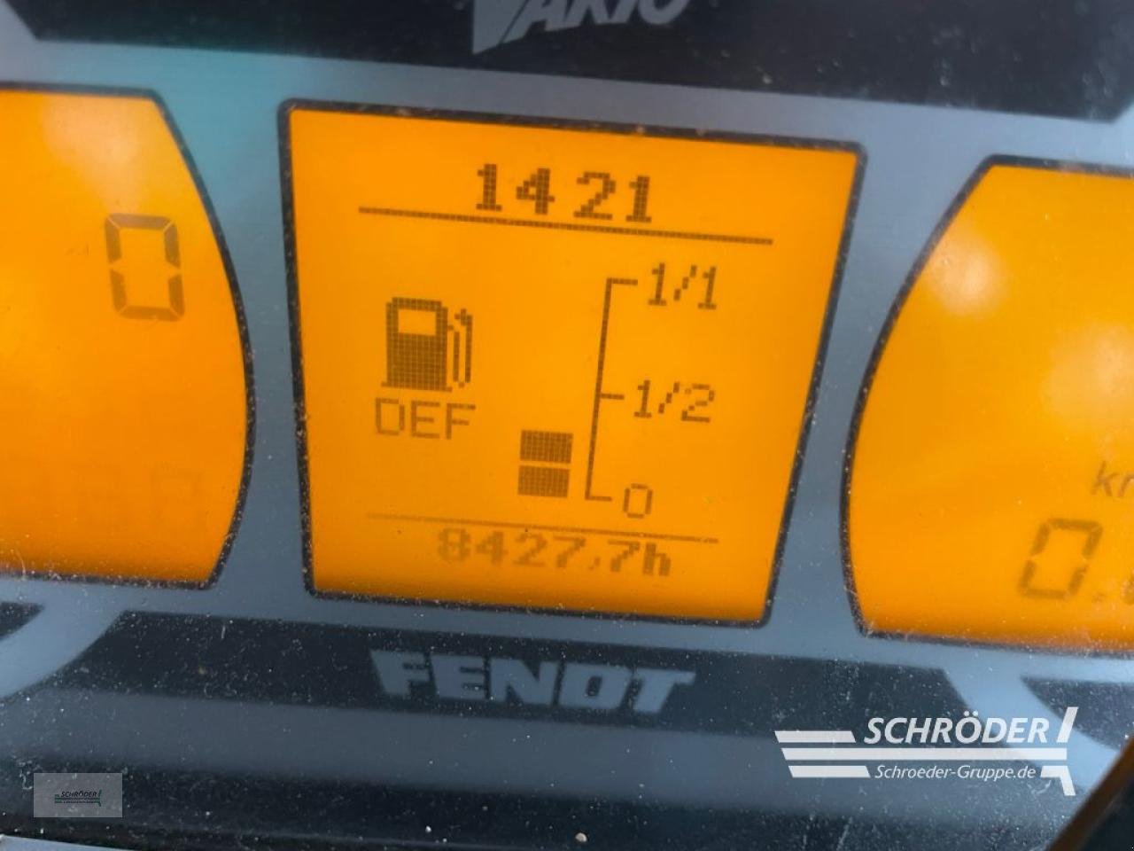 Traktor of the type Fendt 716 VARIO SCR PROFI | RTK, Gebrauchtmaschine in Wildeshausen (Picture 20)